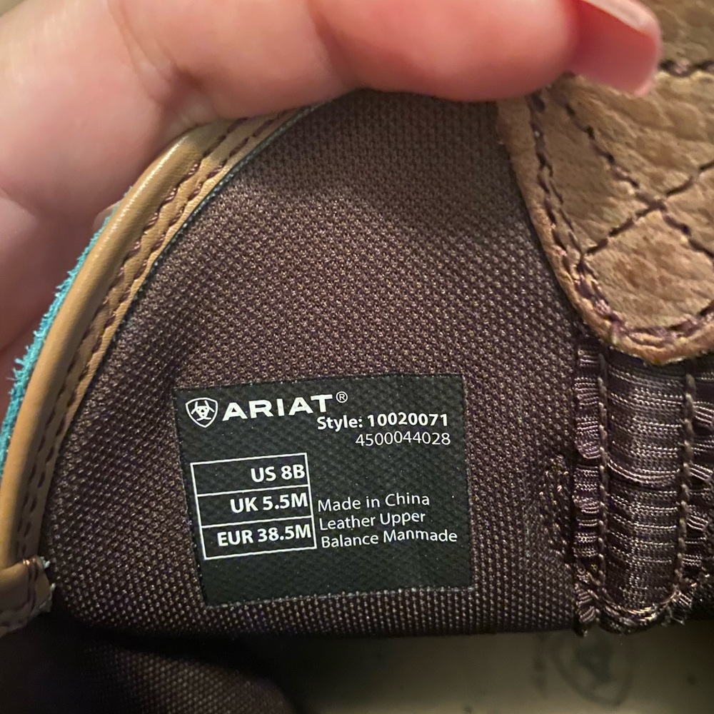 Ariat Boots - Picture 2 of 4